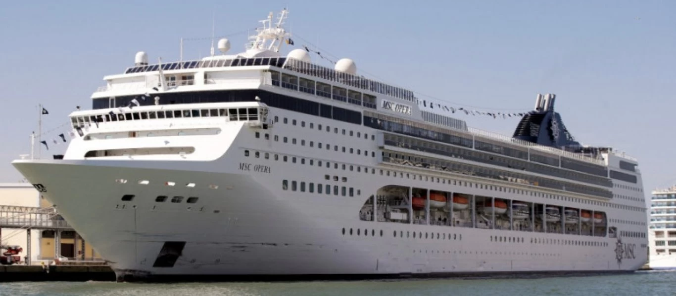 «Έδεσε» στο λιμάνι της Κέρκυρας το κρουαζιερόπλοιο με το κρούσμα κορωνοϊού